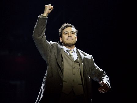 Oleg Krasovitsky in the role of Axel ("Hollywood diva")